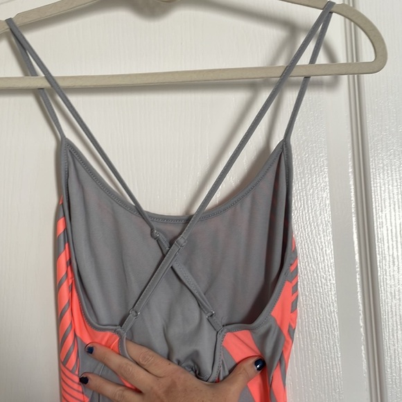 Bailey blue Coral and Gray Geometric Maxi Dress - Picture 3 of 6